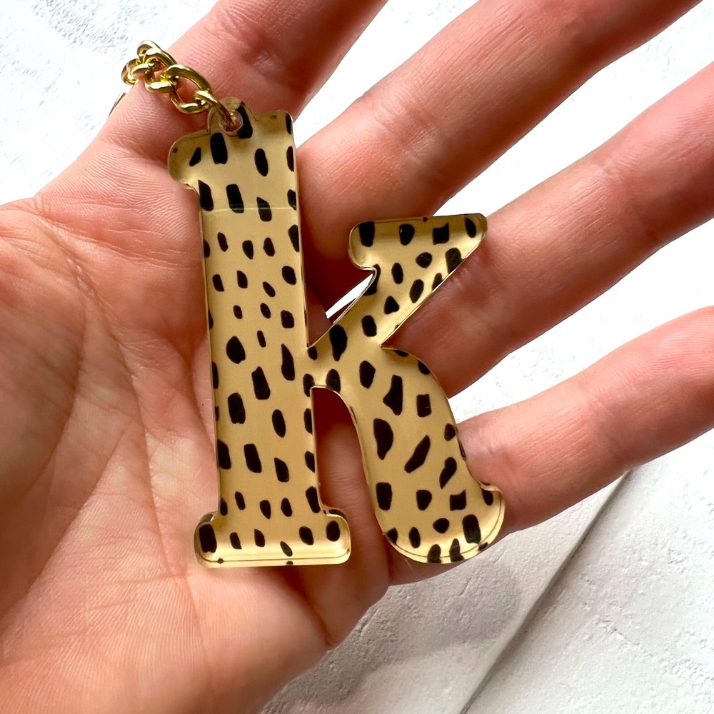🐆Spotted Leopard Initial K Keychain - Stocking Stuffer